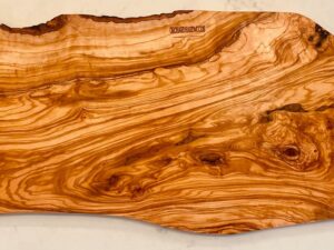 Tagliere Rustico in Legno di Ulivo 66 cm