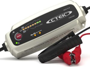 CTEK MXS 5.0: Caricabatterie Intelligente 12V 5A