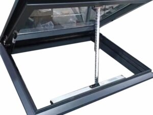 Lucernario elettrico 100x50 cm con telecomando e vetro temperato