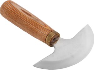 Coltello in pelle a testa tonda Agatige con manico in noce