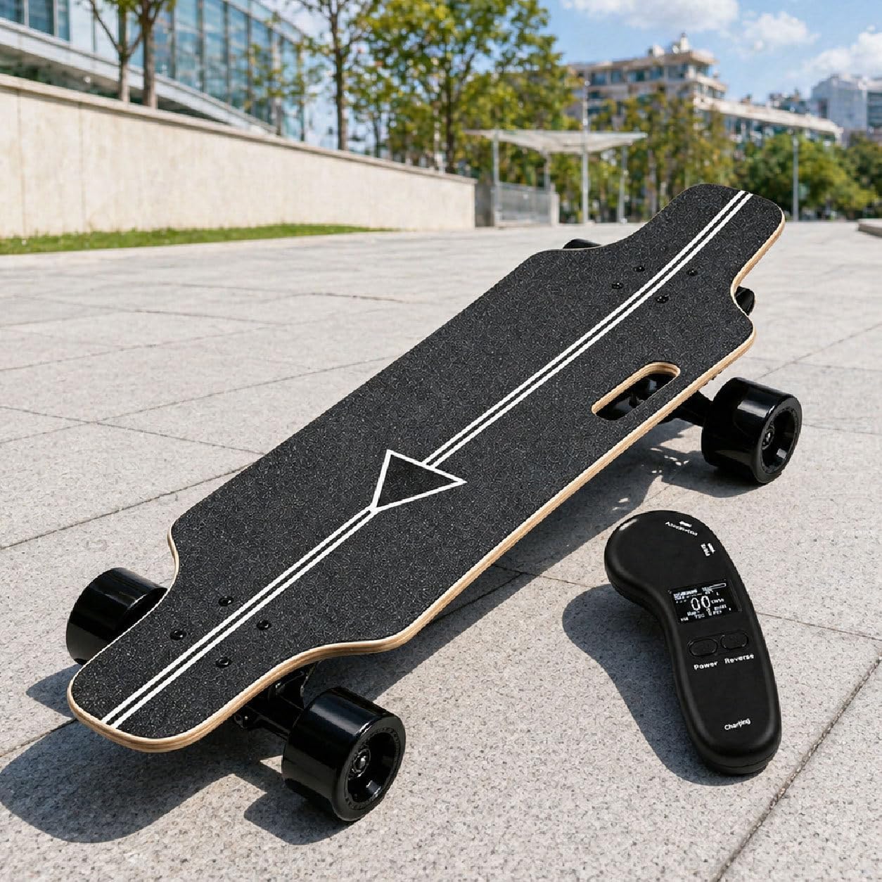 Skateboard elettrico 25/50 km/h con telecomando LED