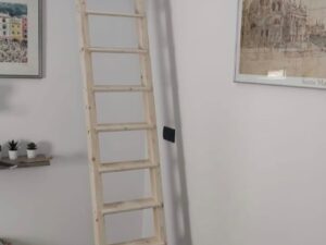 Scala in legno massello per soppalco e letto a castello